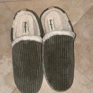 Dearfoams corduroy slippers with shearling inside.